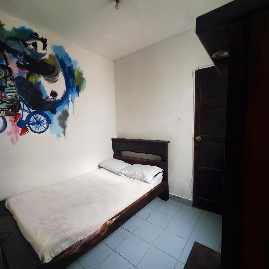Hostal Cq Chapinero Bogotá Zewnętrze zdjęcie