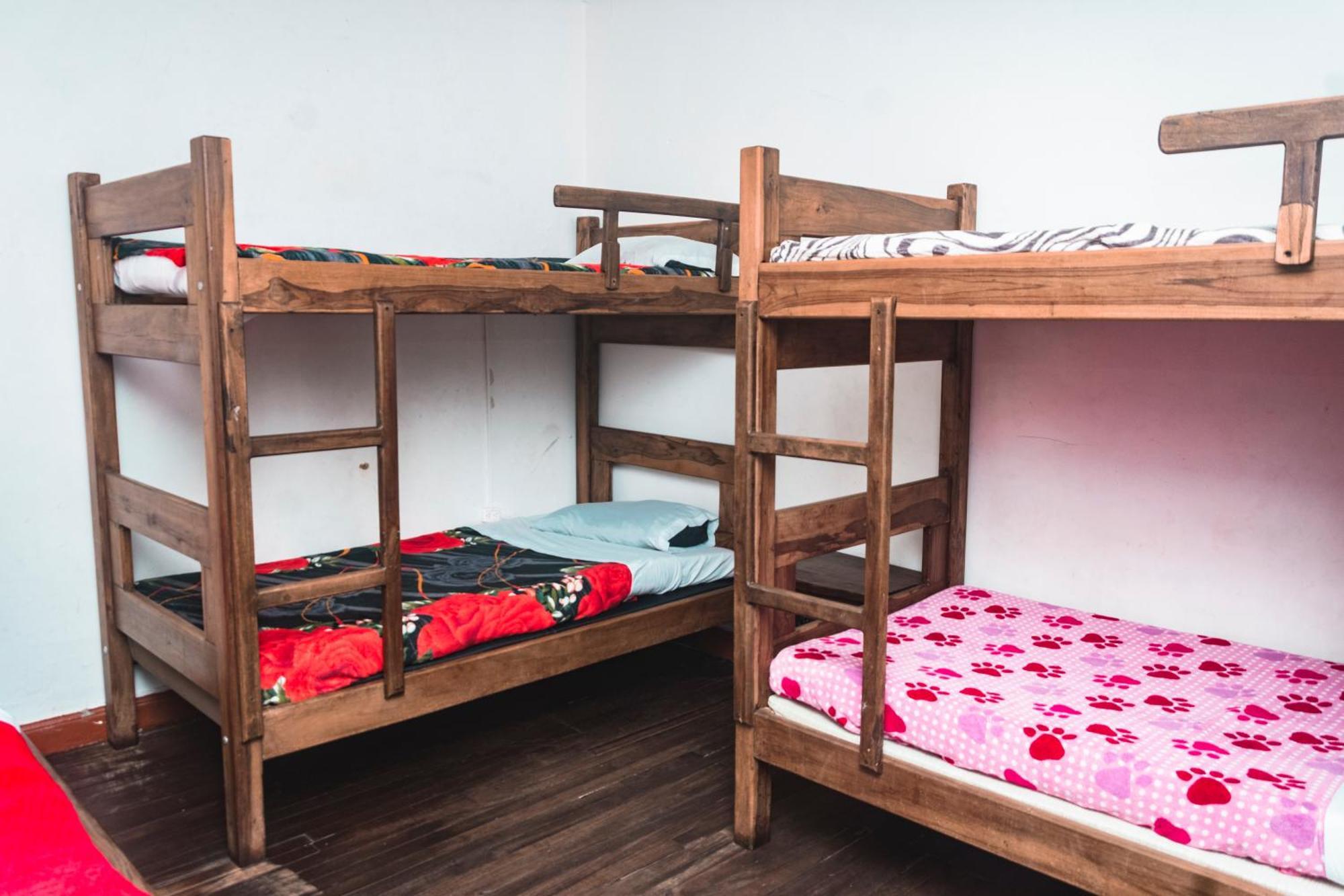 Hostal Cq Chapinero Bogotá Zewnętrze zdjęcie