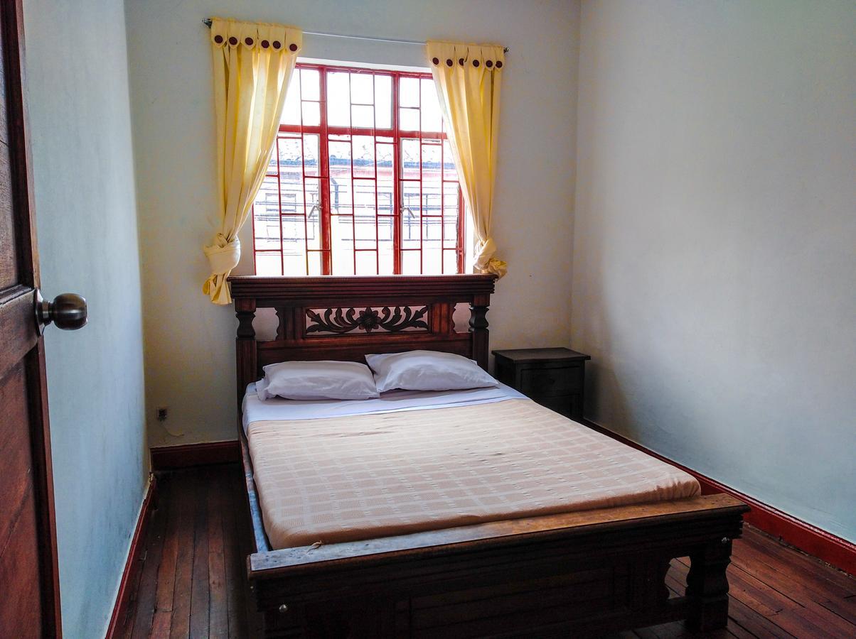 Hostal Cq Chapinero Bogotá Zewnętrze zdjęcie